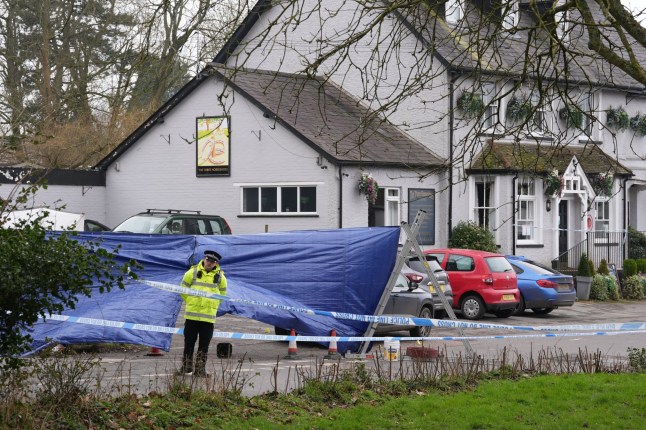 A police cordon at the Three Horseshoes pub in Knockholt, Sevenoaks in Kent, after emergency services were called just after 7pm on Friday amid reports a woman had suffered serious injuries. A male suspect fled the scene and is yet to be found. Picture date: Saturday February 15, 2025. PA Photo. See PA story POLICE Kent. Photo credit should read: Gareth Fuller/PA Wire dqxikeidqkikdinv