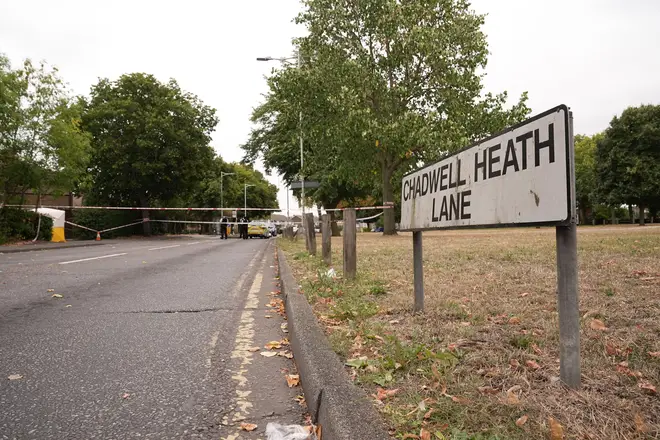 . Police and the London Ambulance Service were called to reports of an assault at 5.34am Saturday morning. dqxikeidqkikdinv