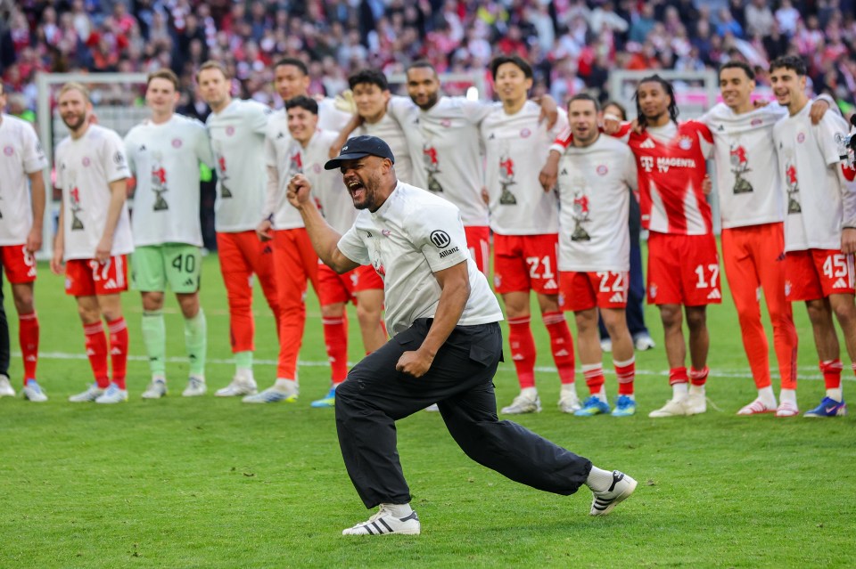 FC Bayern München v VfB Stuttgart - Bundesliga